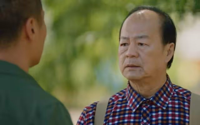 驚險!76歲知名港星攜妻駕車遇交通意外,近年曾多次被傳離世消息