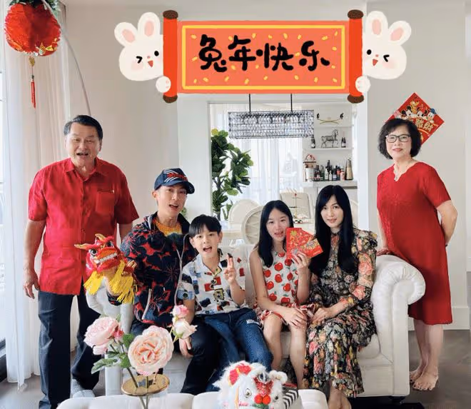 吳尊結束澳洲之旅返回上海，送兒女上學，NeiNei姐弟書包超大搶鏡
