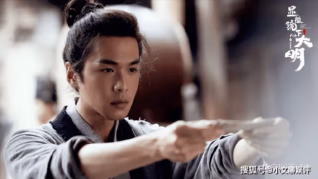 《顯微鏡下的大明》戚哥出馬就是豪橫,接檔高葉再掀大姐狂飆
