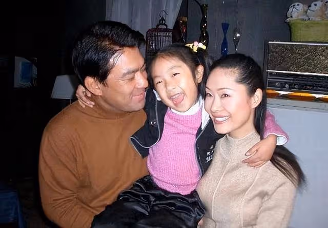 離婚24年後,回頭再看於文華和李凡二人境遇,夫妻差距太明顯