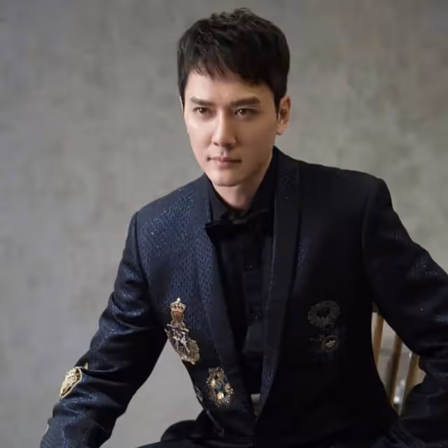 離婚之後,趙麗穎和馮紹峰的差距一目了然,原來一切早就有跡可循