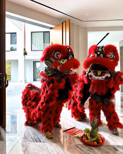 劉德華小姨子出月子，曬價值數億生娃禮物，富豪外公送奢華別墅