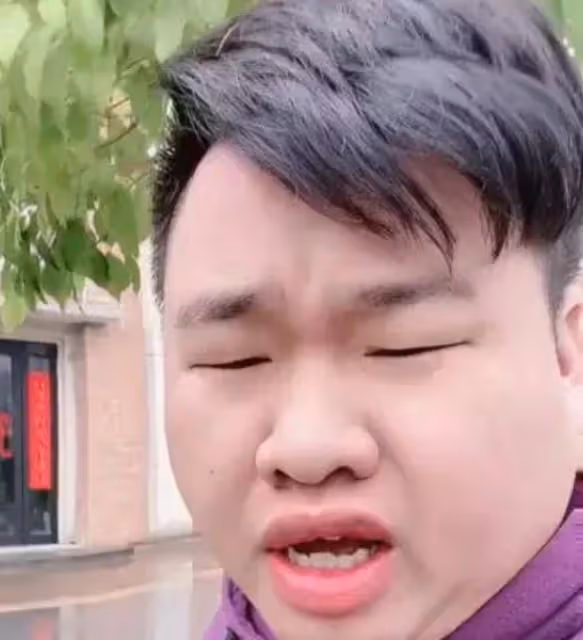 網紅冷少：從工人到千萬粉網紅，娶高顏值媳婦，人生實現逆襲