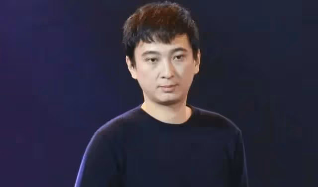 王思聰打人風波後現身,和友人前往夜店嗨皮,直接消費30瓶黑桃A