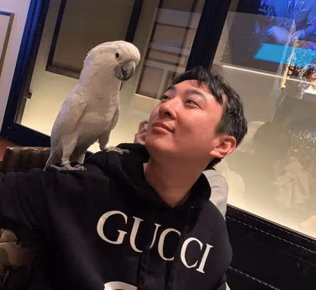 王思聰打人風波後現身,和友人前往夜店嗨皮,直接消費30瓶黑桃A