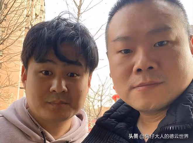 德雲社岳雲鵬外甥發文,被師叔調侃引熱議,說相聲的真沒好人