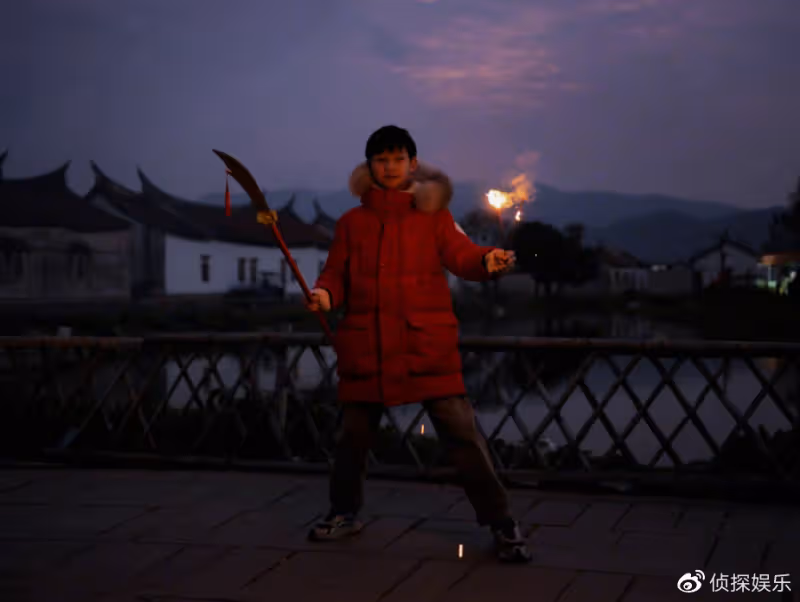 姚晨久違曬兒女近照，土豆和小茉莉長大了，都長得像爸爸曹郁