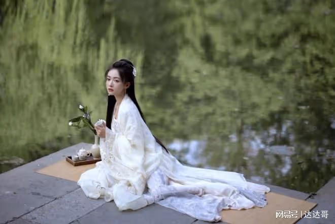 吳謹言無戲拍同公司解約?老闆於正開腔:找過來的劇本還是很多
