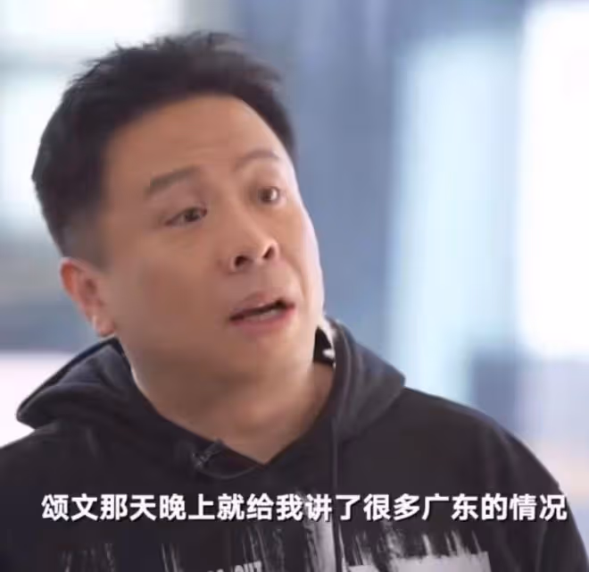導演屢次誇讚張頌文,網友認為他不提張譯,偏離宣傳電視劇的宗旨