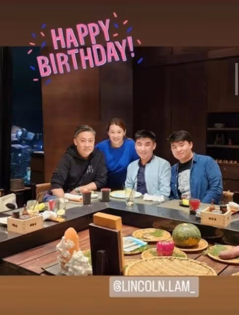 罕曬合照!前港姐感激兒子支持再婚組新家,攜兩子改嫁豪門成闊太
