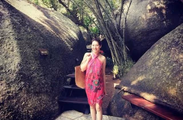 罕曬合照!前港姐感激兒子支持再婚組新家,攜兩子改嫁豪門成闊太