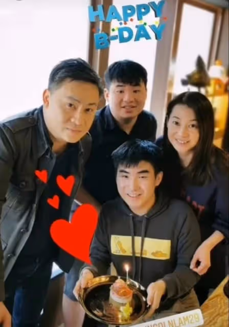 罕曬合照!前港姐感激兒子支持再婚組新家,攜兩子改嫁豪門成闊太