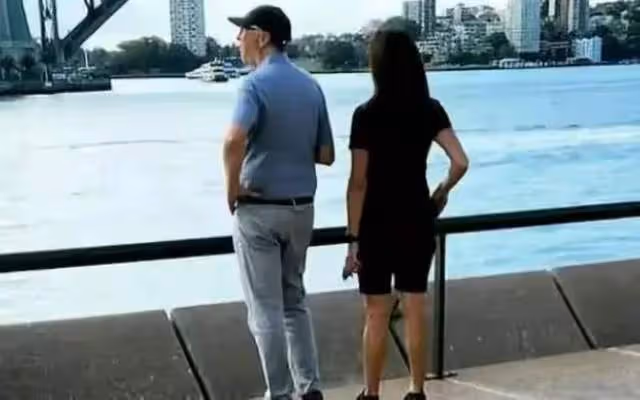 67歲比爾蓋茨戀上小7歲富婆，女方身價千億，是其對手的遺孀