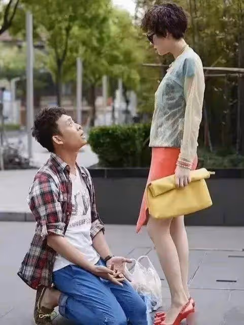張譯公司闢謠聲明提抽菸，孫儷無辜遭網暴，影響《中國桌球》宣傳