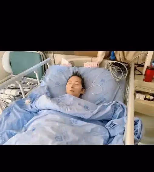 31歲抗癌網紅娟娟去世,為看病籌錢,熬夜直播可能加速病情好心酸