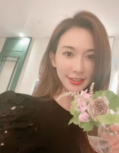 48歲林志玲真實照片疑似流出，狀態滿分，但膚質不是很好