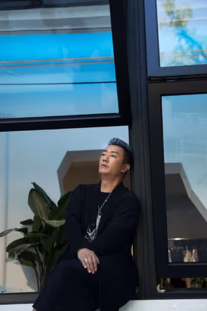 含笑向《狂飆》道歉，卻未宣布退圈，製片人妻子暖心力挺引爭議