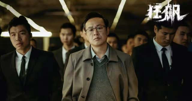 曝張頌文遭張紀中嘲諷！因環保撿垃圾被劇組扔在沙漠，後者已回應