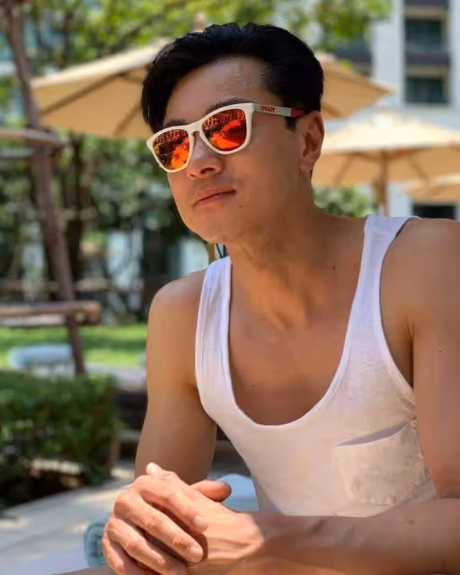 TVB勵志男神黃浩然,事業起色卻曾被罕見病困擾,如今過得怎樣
