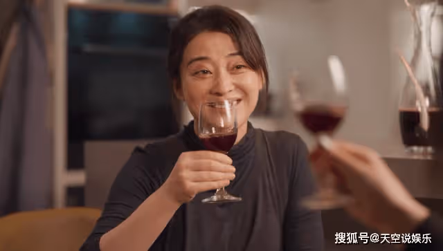 《打開生活的正確方式》付心童的精神分裂早有伏筆，邊亮大意了