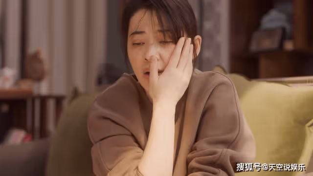 《打開生活的正確方式》付心童的精神分裂早有伏筆，邊亮大意了