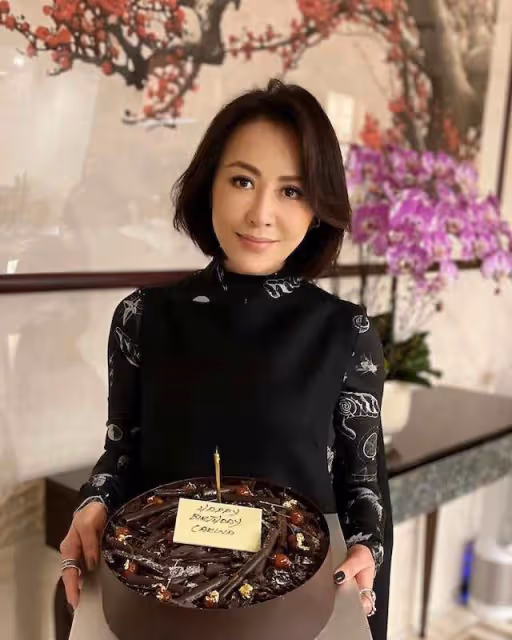 劉嘉玲與張學友合唱被指不適合唱歌,家中藏品眾多,皇冠價值千萬