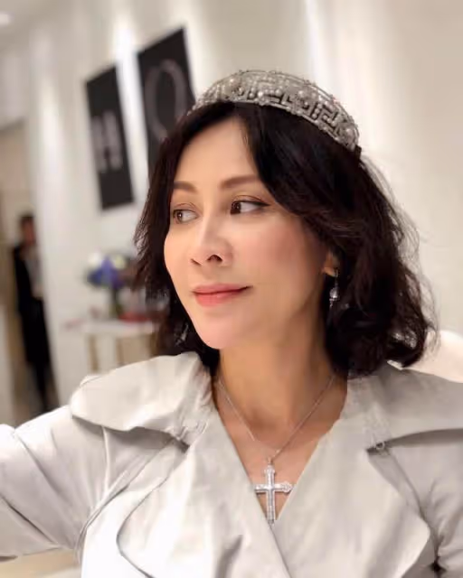 劉嘉玲與張學友合唱被指不適合唱歌,家中藏品眾多,皇冠價值千萬