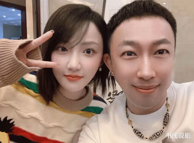 讓於正連發14張美照,被網友贊長得像趙麗穎,22歲趙晴勢頭真猛!