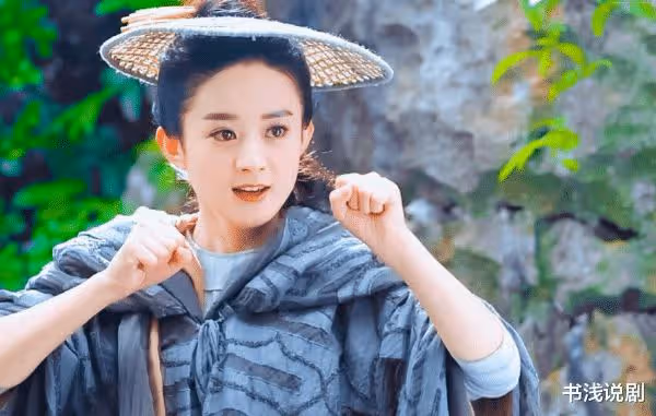 讓於正連發14張美照,被網友贊長得像趙麗穎,22歲趙晴勢頭真猛!