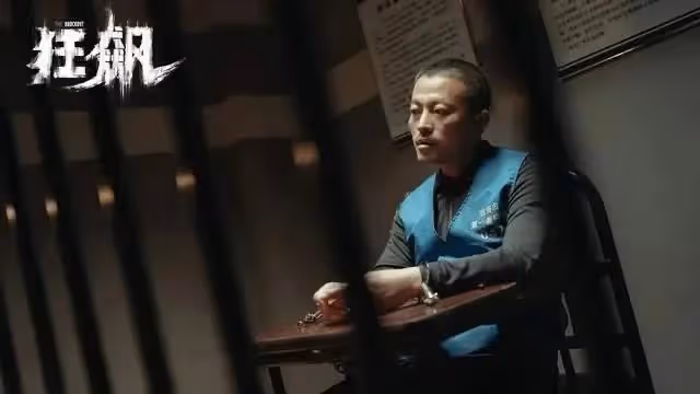 原來「唐小龍」是最大贏家!父親是圈內知名導演,妻子貌美如花