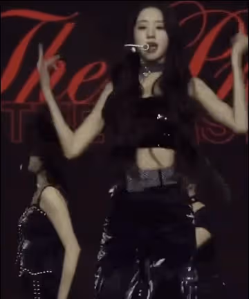 IVE張元英翻跳BLACKPINK走紅,網友:看起來很有Jennie的風範!