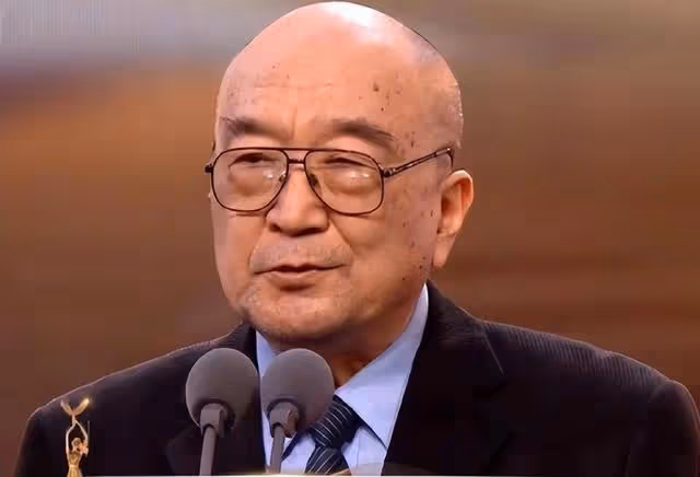 「劉羅鍋」李保田,成名背後有心酸,一生堅守底線不接廣告和代言