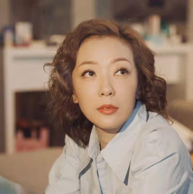 TVB知名氣質美女突然離巢！在內地做網紅，戀上有婦之夫至今未婚