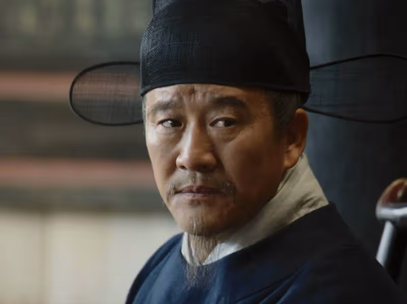 《顯微鏡下的大明》張首輔的真實身份是什麼?程仁清為啥幫男主