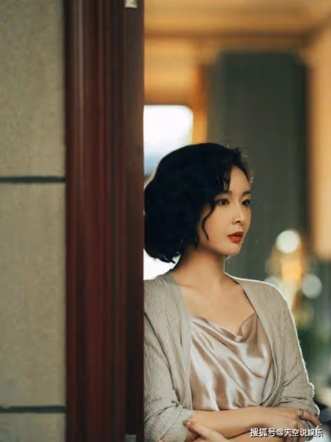 《狂飆》高啟強無權無勢,陳書婷美艷漂亮,為何會看上他?