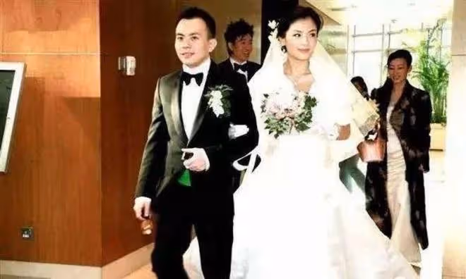 女明星嫁豪門,賠本賺吆喝?