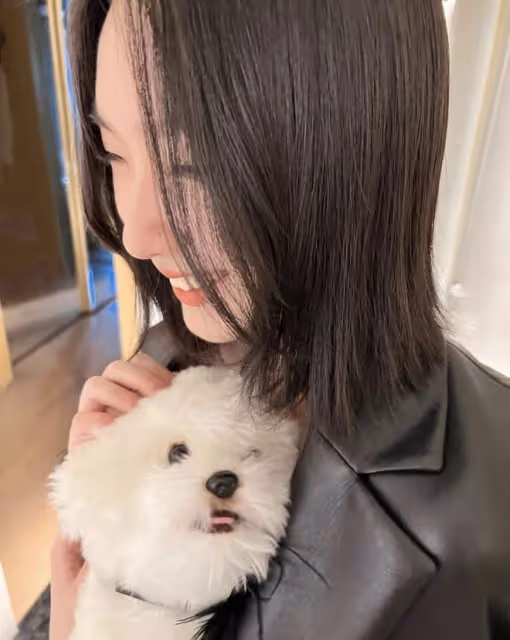 小S17歲長女穿超短裙,Elly秀曼妙身材顏值逆襲,被贊比媽媽漂亮