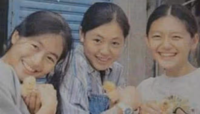 小S17歲長女穿超短裙,Elly秀曼妙身材顏值逆襲,被贊比媽媽漂亮