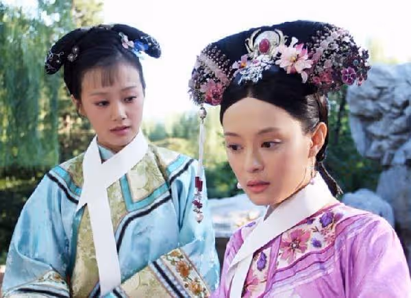 參演《甄嬛傳》走紅,如今素顏客串《狂飆》,戰菁一還是那麼美
