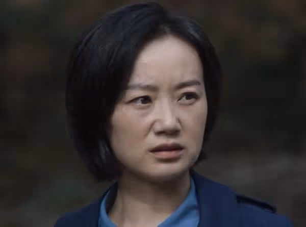 參演《甄嬛傳》走紅,如今素顏客串《狂飆》,戰菁一還是那麼美