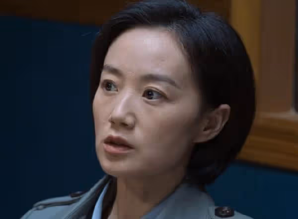 參演《甄嬛傳》走紅,如今素顏客串《狂飆》,戰菁一還是那麼美