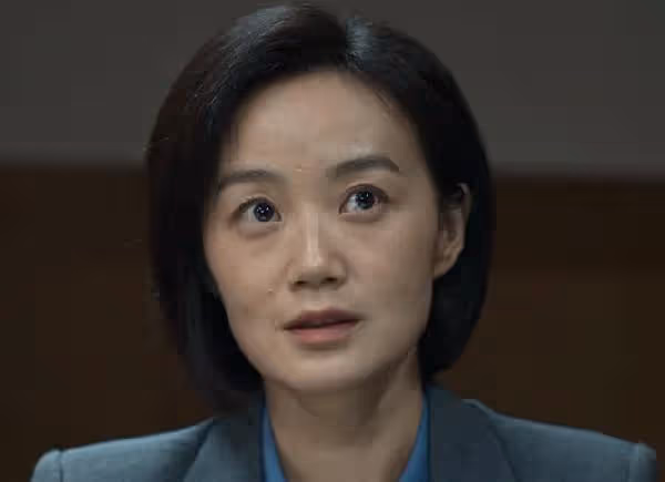 參演《甄嬛傳》走紅,如今素顏客串《狂飆》,戰菁一還是那麼美