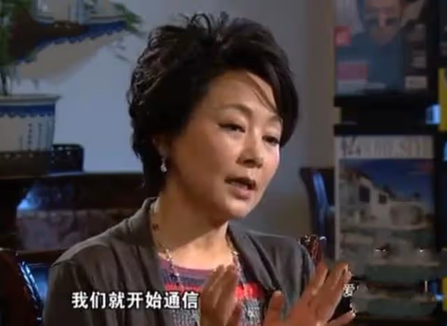 張瑜:一段失敗的婚姻,「棄夫出國」後離婚,再見前夫依舊會心動
