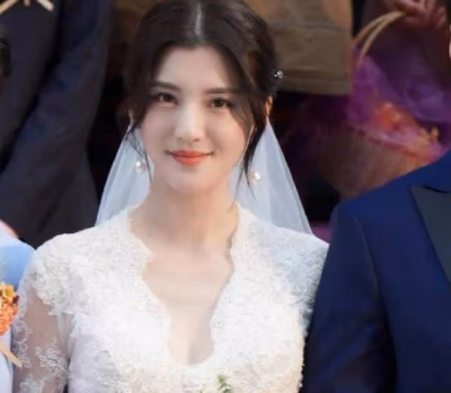 「拜金女」吳千語的豪門高嫁之路:內核穩定而有力量!