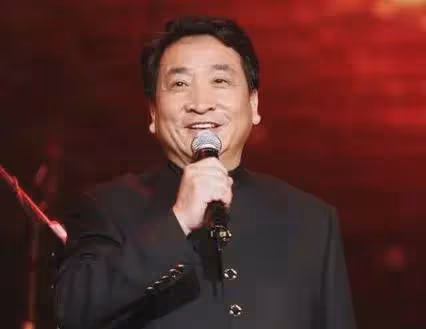 大V儲殷可能在傳播假消息,他說:曲協換屆,73歲的姜昆先生連任