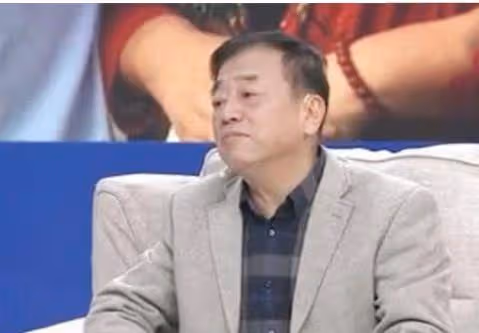 軍人出身的優秀演員,38歲進演藝圈,一生只為扮演好一個角色
