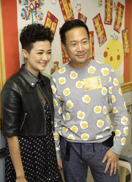 不容易!知名港星時隔數月終於與妻女團聚,去年一家三口移居泰國