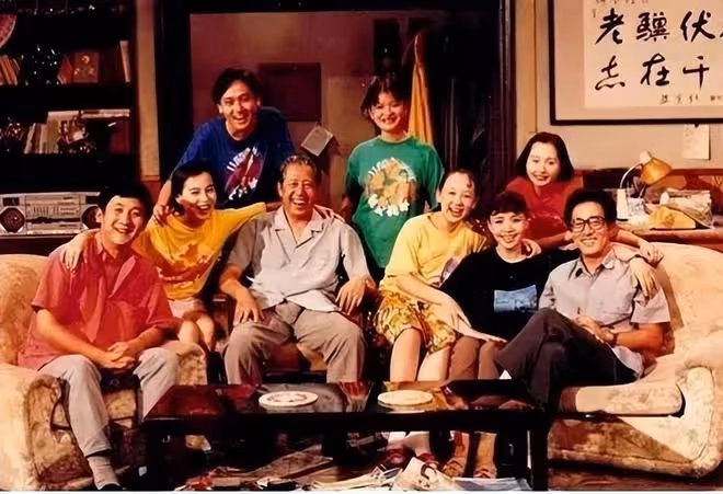 分手28年後，戴嬈和謝東的人生差距一個天，一個地