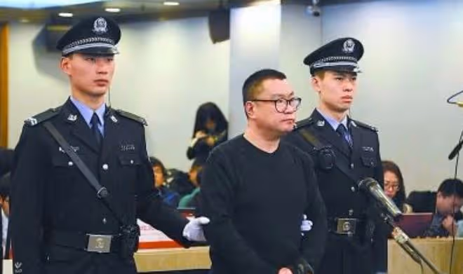 分手28年後，戴嬈和謝東的人生差距一個天，一個地