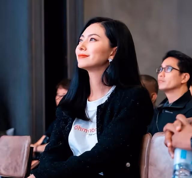 被向太拒做兒媳,她再嫁億萬富豪,做地產女強人,郭碧婷輸了?